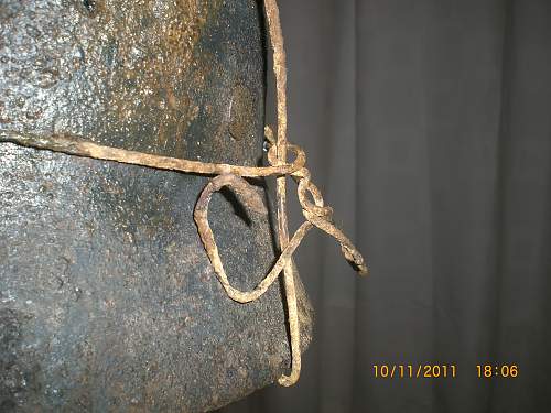 SD luft helmet with bailing wire found SEELOW HEIGHTS