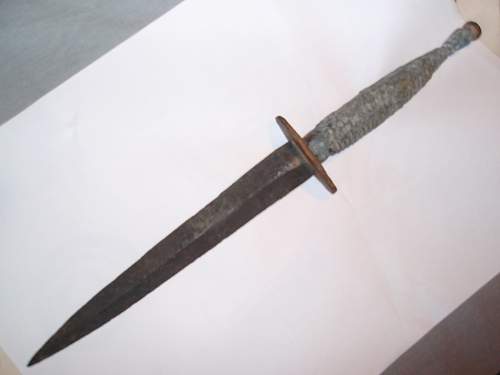 Fairbairn dagger near St-Valery-En-Caux (France)