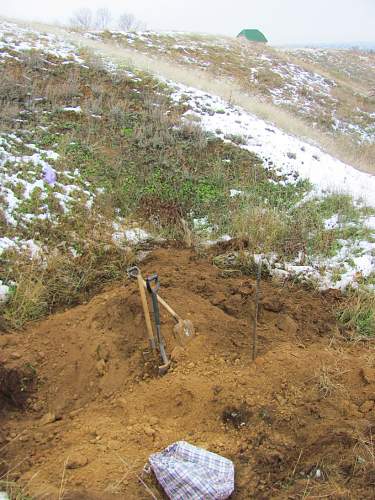 Stalingrad: digging near Gorodis&#1089;he &amp; Gumrak