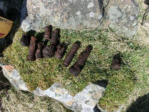 Digging trip to German Coastal Defense Battery