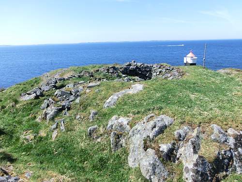 Digging trip to German Coastal Defense Battery