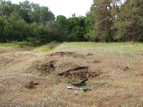 Stalingrad: digging near Gorodis&#1089;he &amp; Gumrak