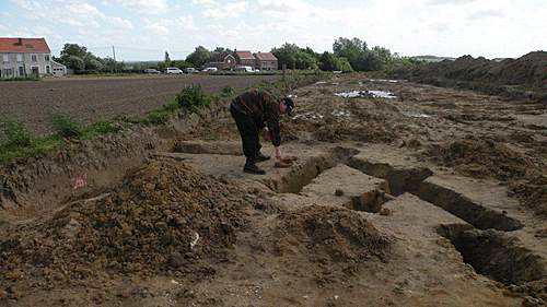 discovery german trenges from 1917 mesen , belgium