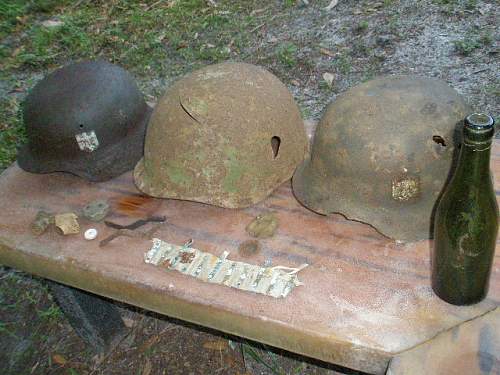 Narva Battlefield Helmet Finds Soviet/ German Relics