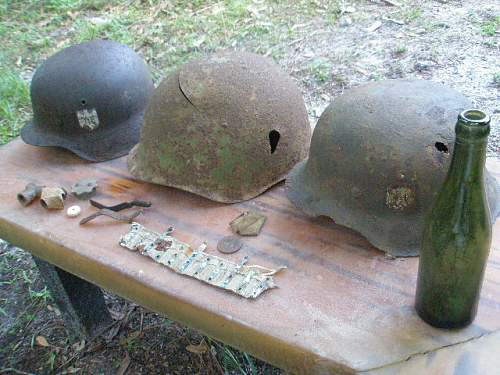 Narva Battlefield Helmet Finds Soviet/ German Relics