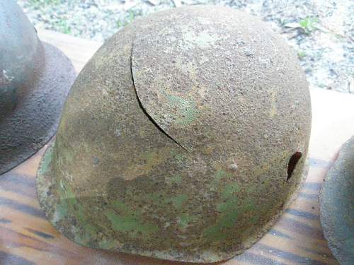 Narva Battlefield Helmet Finds Soviet/ German Relics