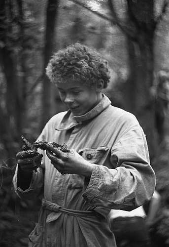 1980's end... Digging at the Wolchow front