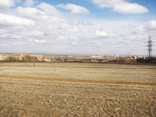 Stalingrad: digging near Gorodis&#1089;he &amp; Gumrak