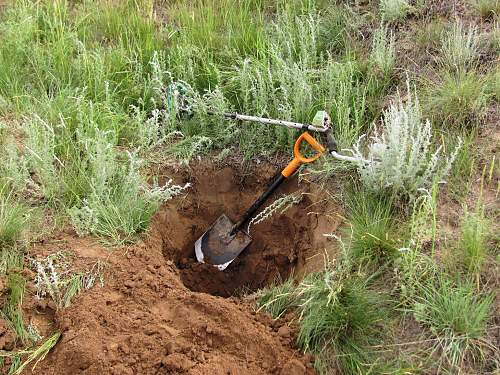 Stalingrad: digging near Gorodis&#1089;he &amp; Gumrak