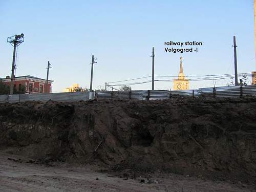 Stalingrad: digging near Gorodis&#1089;he &amp; Gumrak