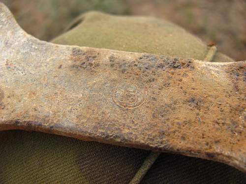 Stalingrad: digging near Gorodis&#1089;he &amp; Gumrak