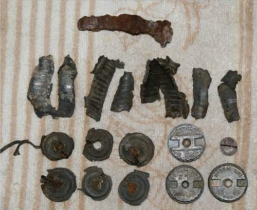 Australian  WWII - Far North  Queensland Metal detecting and  recovery