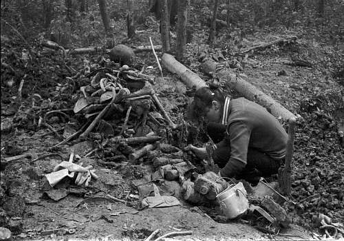 Late 80's digging at the Wolchow front