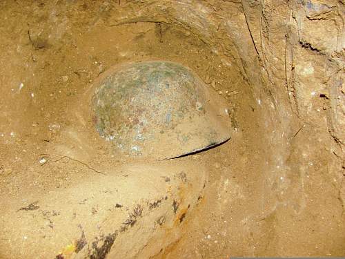 Stalingrad: digging near Gorodis&#1089;he &amp; Gumrak