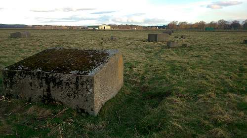 1941 Airfield and visit, ID help needed with some bits