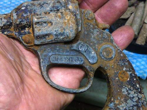 Australian  WWII - Far North  Queensland Metal detecting and  recovery