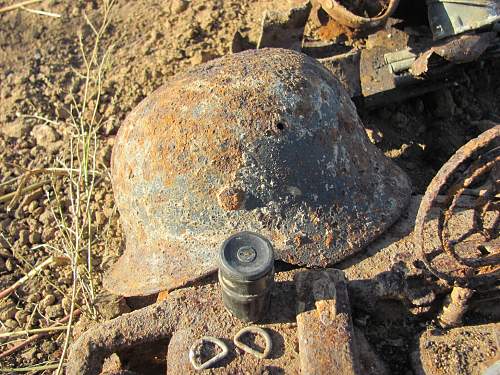 Stalingrad: digging near Gorodis&#1089;he &amp; Gumrak