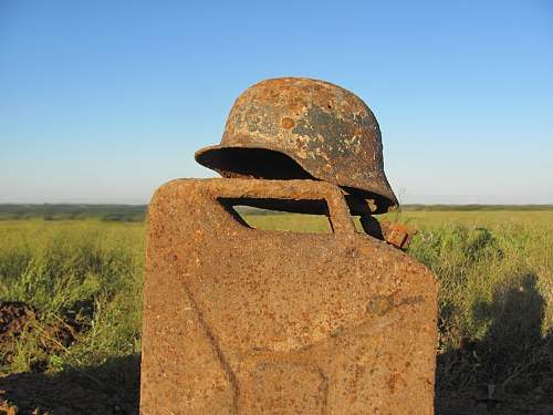 Stalingrad: digging near Gorodis&#1089;he &amp; Gumrak