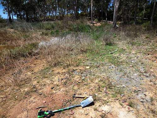 Australian  WWII - Far North  Queensland Metal detecting and  recovery