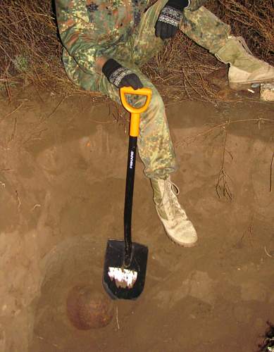 Stalingrad: digging near Gorodis&#1089;he &amp; Gumrak