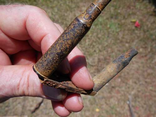 Australian  WWII - Far North  Queensland Metal detecting and  recovery