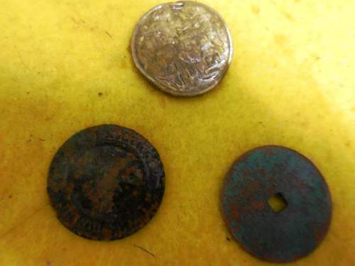 Australian  WWII - Far North  Queensland Metal detecting and  recovery