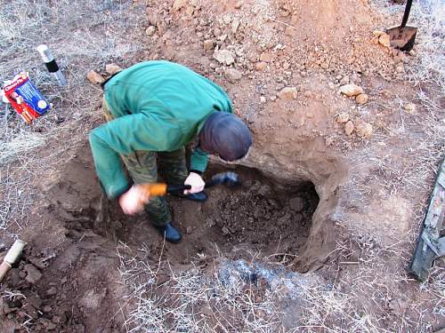 Stalingrad: digging near Gorodis&#1089;he &amp; Gumrak