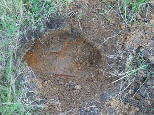 Australian  WWII - Far North  Queensland Metal detecting and  recovery