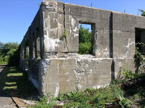 Boston WW2, harbor island ruins.