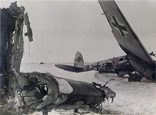 Stalingrad: digging near Gorodis&#1089;he &amp; Gumrak