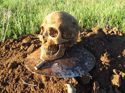 Stalingrad: digging near Gorodis&#1089;he &amp; Gumrak