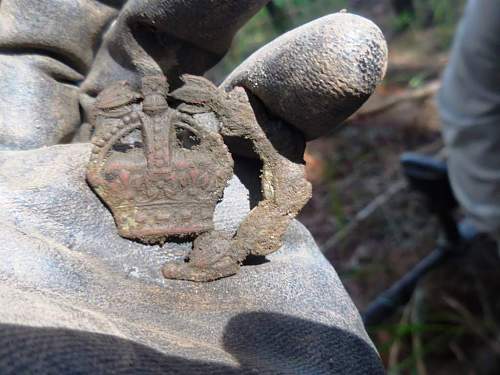 Australian  WWII - Far North  Queensland Metal detecting and  recovery