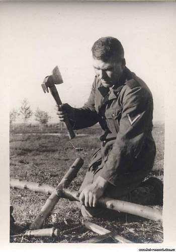 Stalingrad: digging near Gorodis&#1089;he &amp; Gumrak