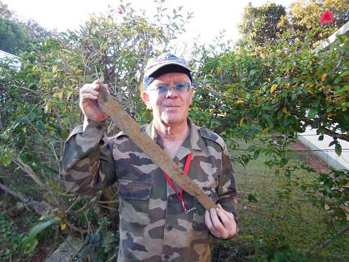 Australian  WWII - Far North  Queensland Metal detecting and  recovery