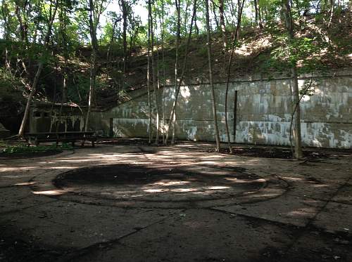 Boston WW2, harbor islands ruins/bunkers.