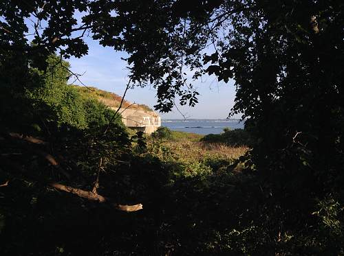 Boston WW2, harbor islands ruins/bunkers.