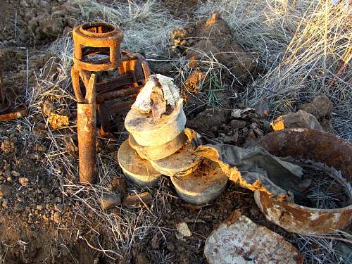 Stalingrad: digging near Gorodis&#1089;he &amp; Gumrak