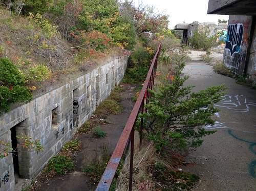 Boston WW2, harbor islands ruins/bunkers.