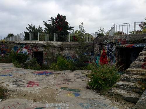 Boston WW2, harbor islands ruins/bunkers.