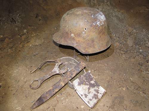 Stalingrad: digging near Gorodis&#1089;he &amp; Gumrak