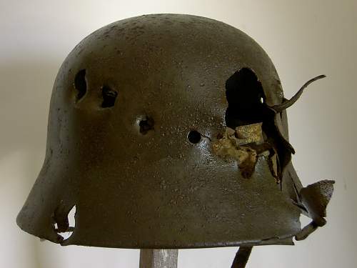 Relic Combat helmets ,Ost Front