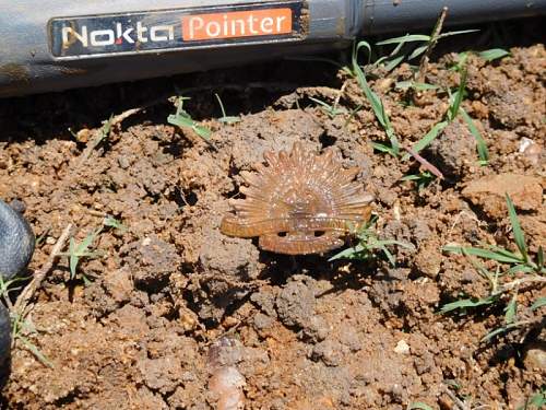 Australian  WWII - Far North  Queensland Metal detecting and  recovery