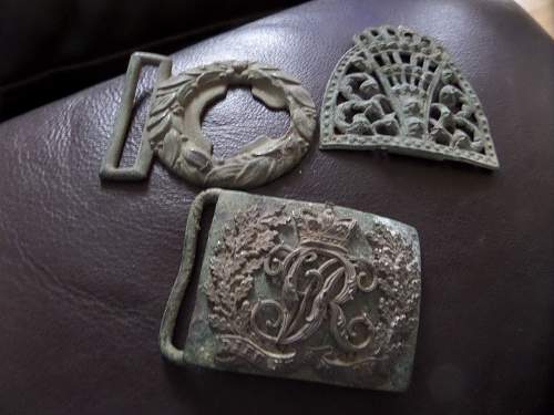 British Officers belt buckle dug up help needed