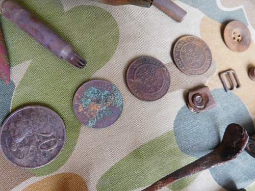 Australian  WWII - Far North  Queensland Metal detecting and  recovery