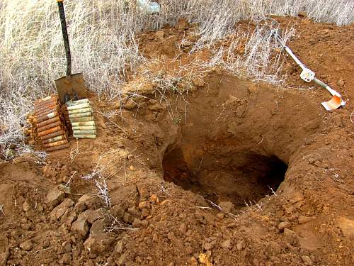 Stalingrad: digging near Gorodis&#1089;he &amp; Gumrak