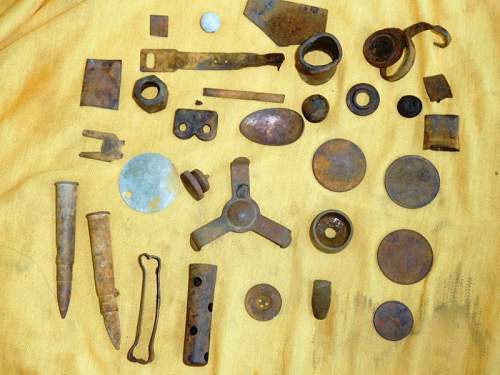 Australian  WWII - Far North  Queensland Metal detecting and  recovery