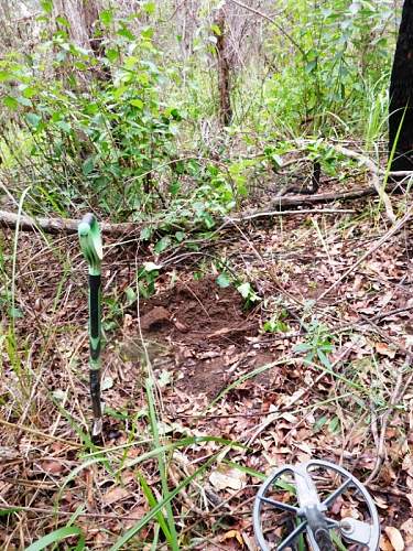 Australian  WWII - Far North  Queensland Metal detecting and  recovery