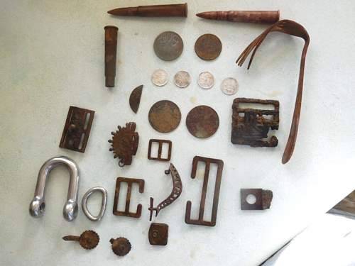 Australian  WWII - Far North  Queensland Metal detecting and  recovery