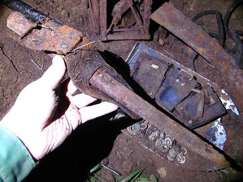 Stalingrad: digging near Gorodis&#1089;he &amp; Gumrak