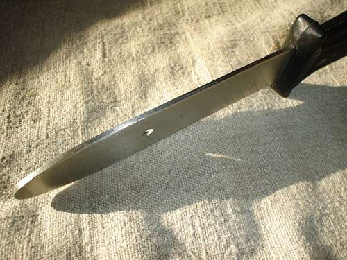 Hungarian para´s training-knife